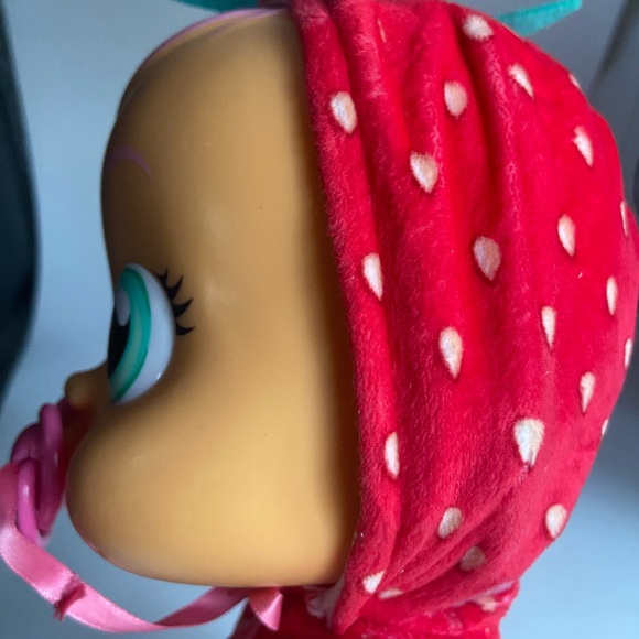 Cry Babies Tutti Frutti Ella the Strawberry Doll - Picture 7 of 14